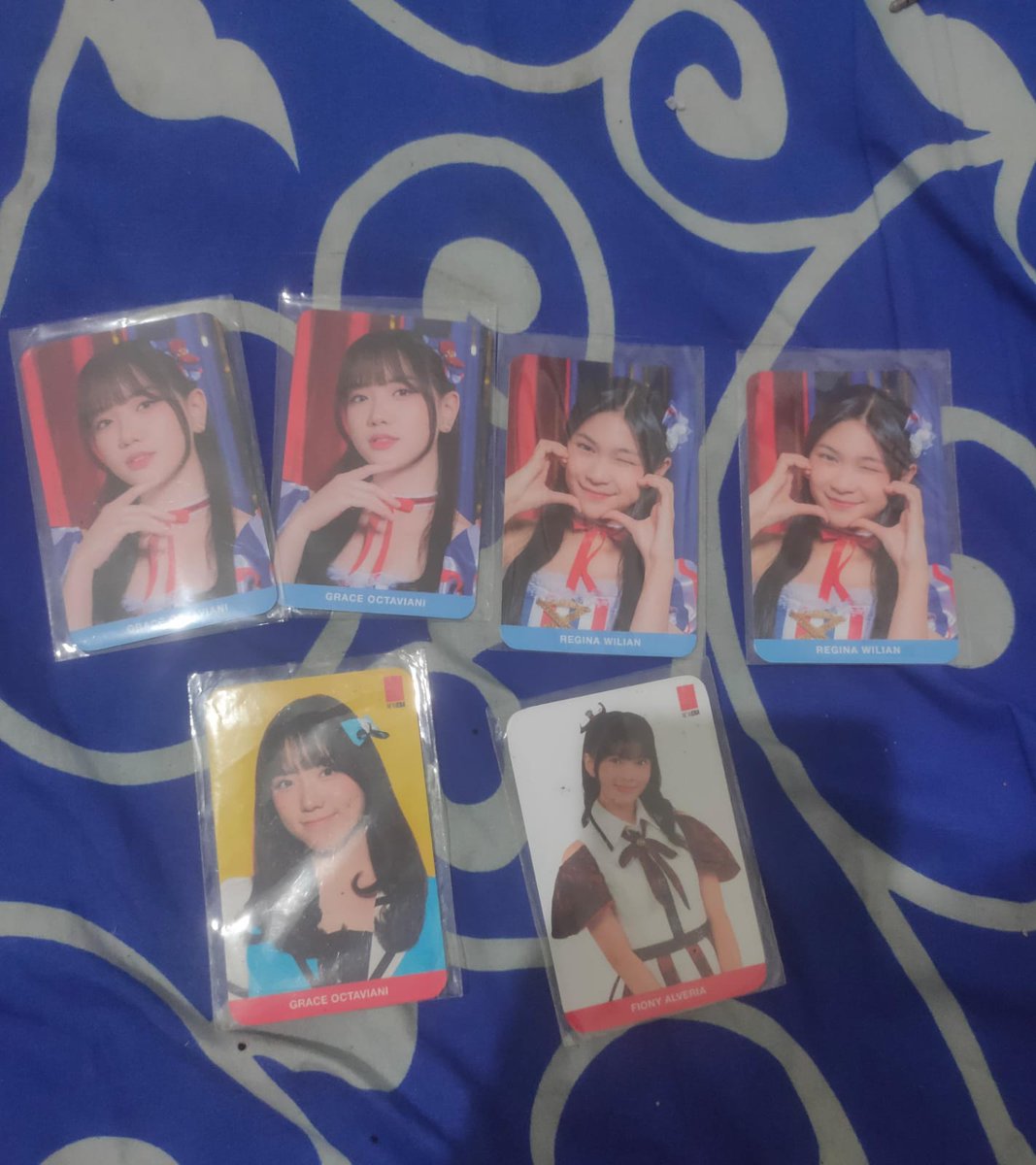 jkt48sbtbase's tweet photo. WTS Photocard 

• Gracie JKT48 26th Single (60k)
• Regie JKT48 28th Single  (50k)
• Fiony Spring has come (30k)
• Gracie Theater sementara (40k)

Ready COD fx/Krl Jabodetabek 

Bisa kirim kirim juga

Minat dm Twiter @pshfrmn16 https://t.co/SoNTQQsIBx