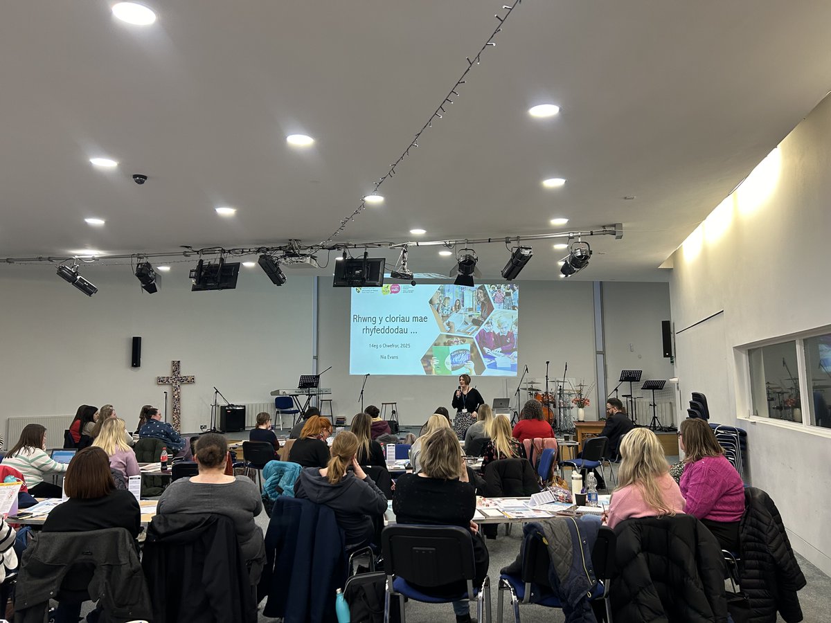 Rhagoriaith tweet media