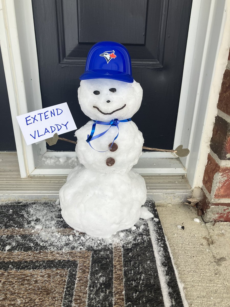 ceebed's tweet photo. @BlueJays 
#extendVladdy https://t.co/GSQOIJV2ja