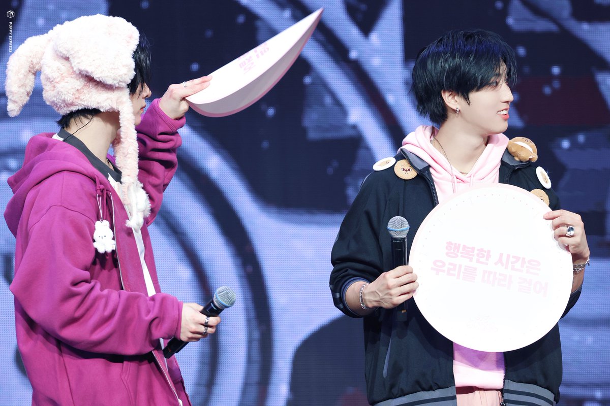 puppiexpress's tweet photo. 250214 SKZ 5TH FM

I’m your fan🥰

#한밍 #minsung
#한 #HAN #리노 #LeeKnow
#StrayKids #스트레이키즈
#SKZ_5TH_FANMEETING https://t.co/D1S2OyfzVf