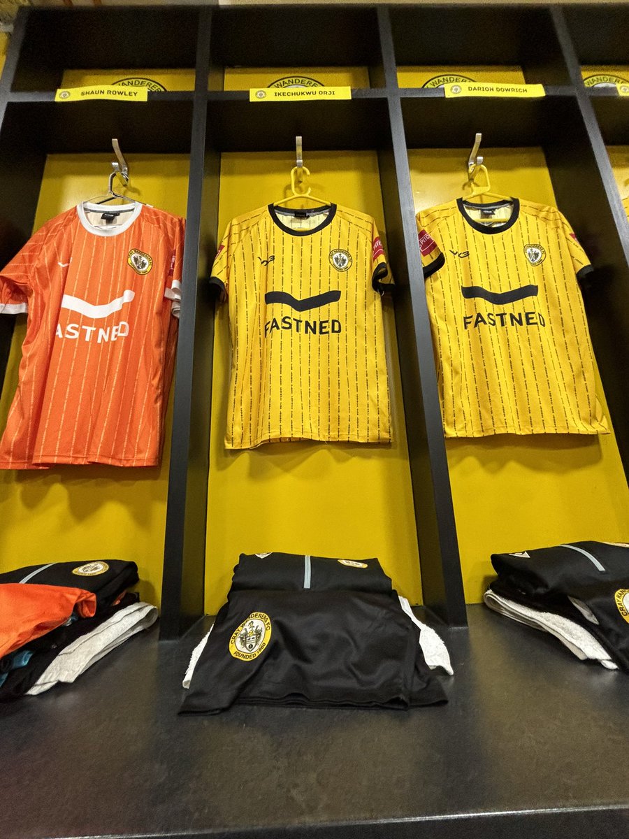 PaddyGray06's tweet image. All set for @OfficialWands game against Cheshunt tomorrow 

🧡🖤