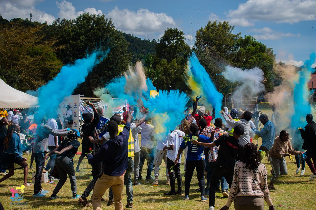KaeshaNamunyak's tweet image. Colour festival pale... brought to you by @PublicPathways for #ICDS2025
#RealFun #RealTalk For it to work, we need to make the young people feel safe enough to want to learn about #SRHR in their own space doing what they love doing. #ICD2025 accessing services in safe spaces