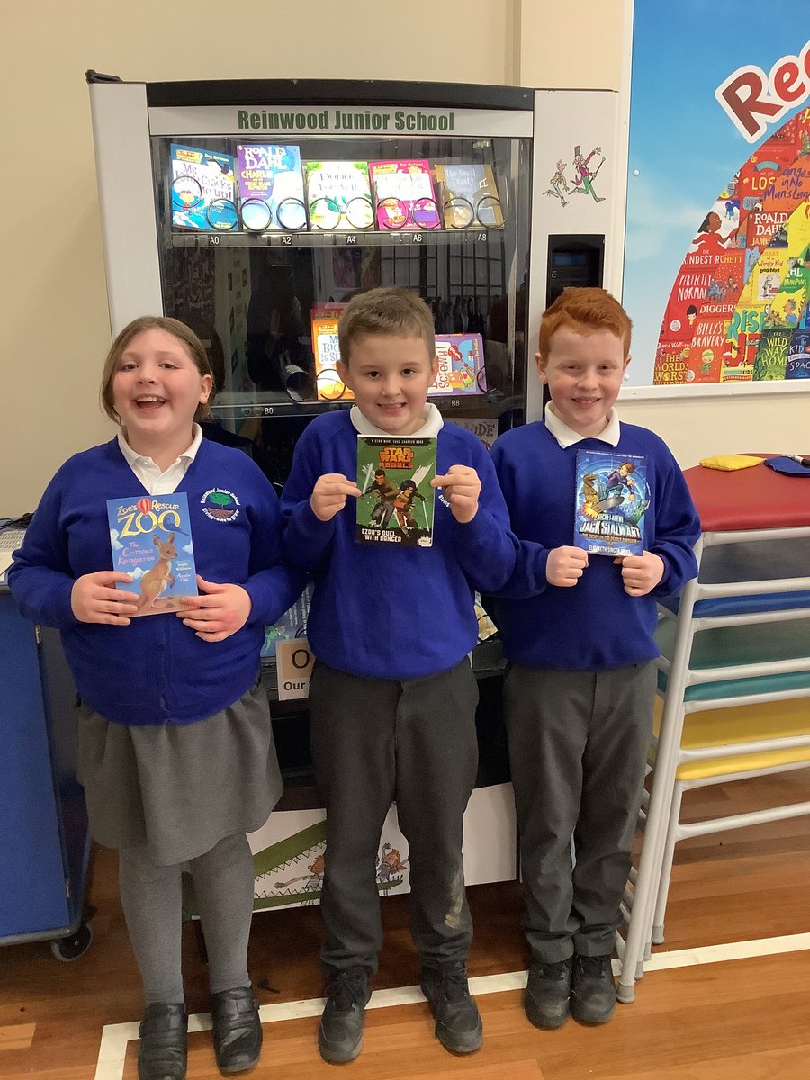 ReinwoodJuniors's tweet image. A massive well done to the end of half-term award winners from #RJS4B. Here we have our Most Improved Reader, Writer and Speller, our Dojo Champion, our Reading Champions and our book vending machine winners! #RJSBehaviour #RJSEnglish #RJSReading