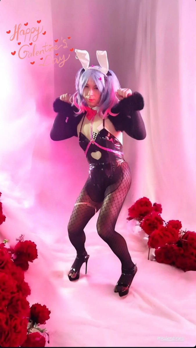 💕♥️ Happy Valentines♥️💕

#cosplaylife #cosplayuk #cosplayofinstagram #rabbitholemiku #cosplayer #egirl #anime #lolitain #mikumiku #hatsunemiku #cybergirl  #miku  #SEGA  #stockings #animegirl #ValentinesDay #Valentines