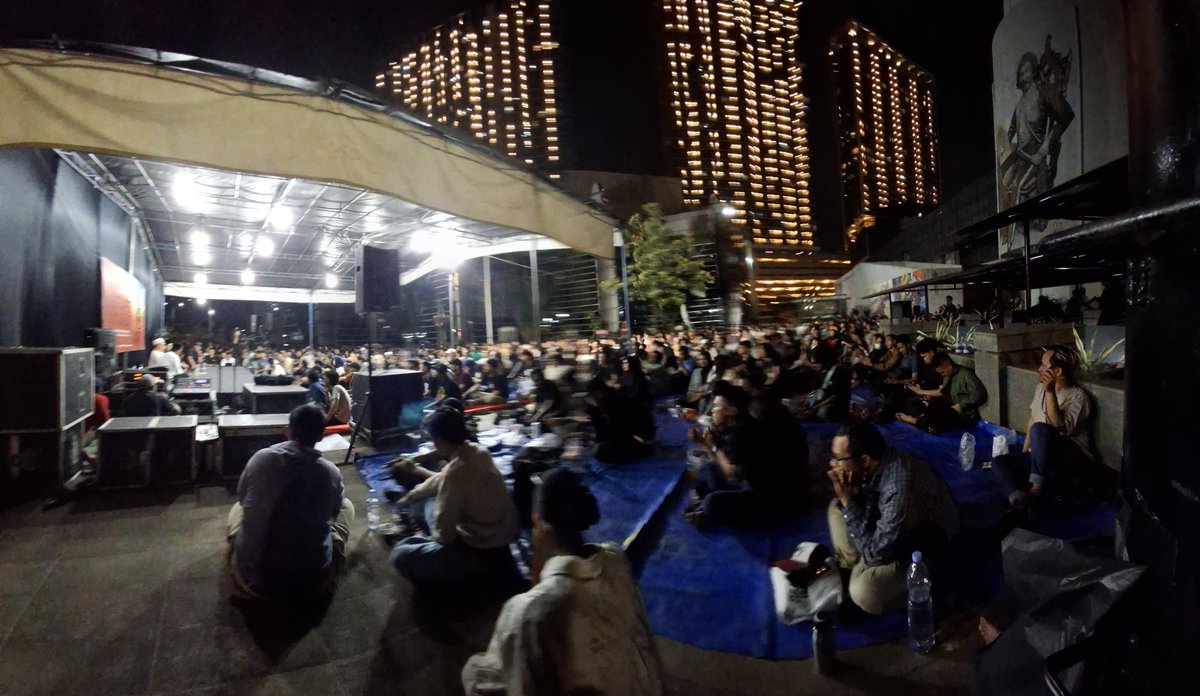 Alhamdulillah, bersyukur kembali ke sini di Bulan ini, untuk menyerap "Estafet Syukur" #KCFeb #MbahNun #Maiyah