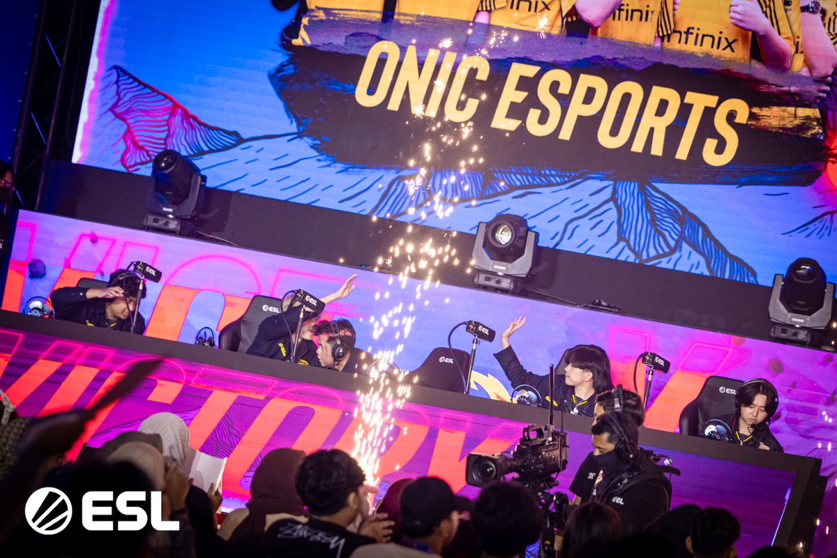 ESL Mobile Legends: Bang Bang tweet media