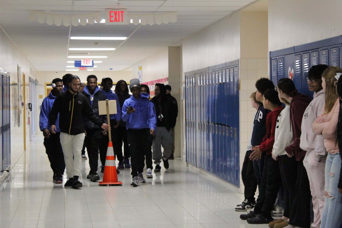 West Mifflin Middle School tweet media
