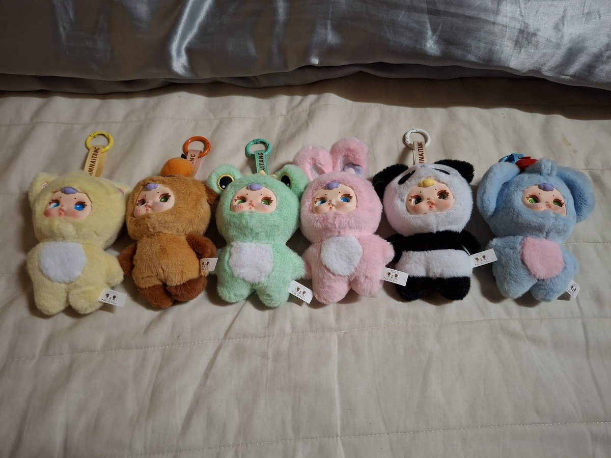 nemiyuh's tweet photo. mini teletubbies hahaha https://t.co/0RqLlSMMiy