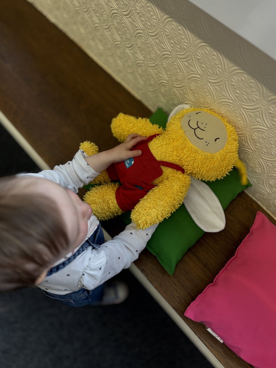 Emma Grey tweet media