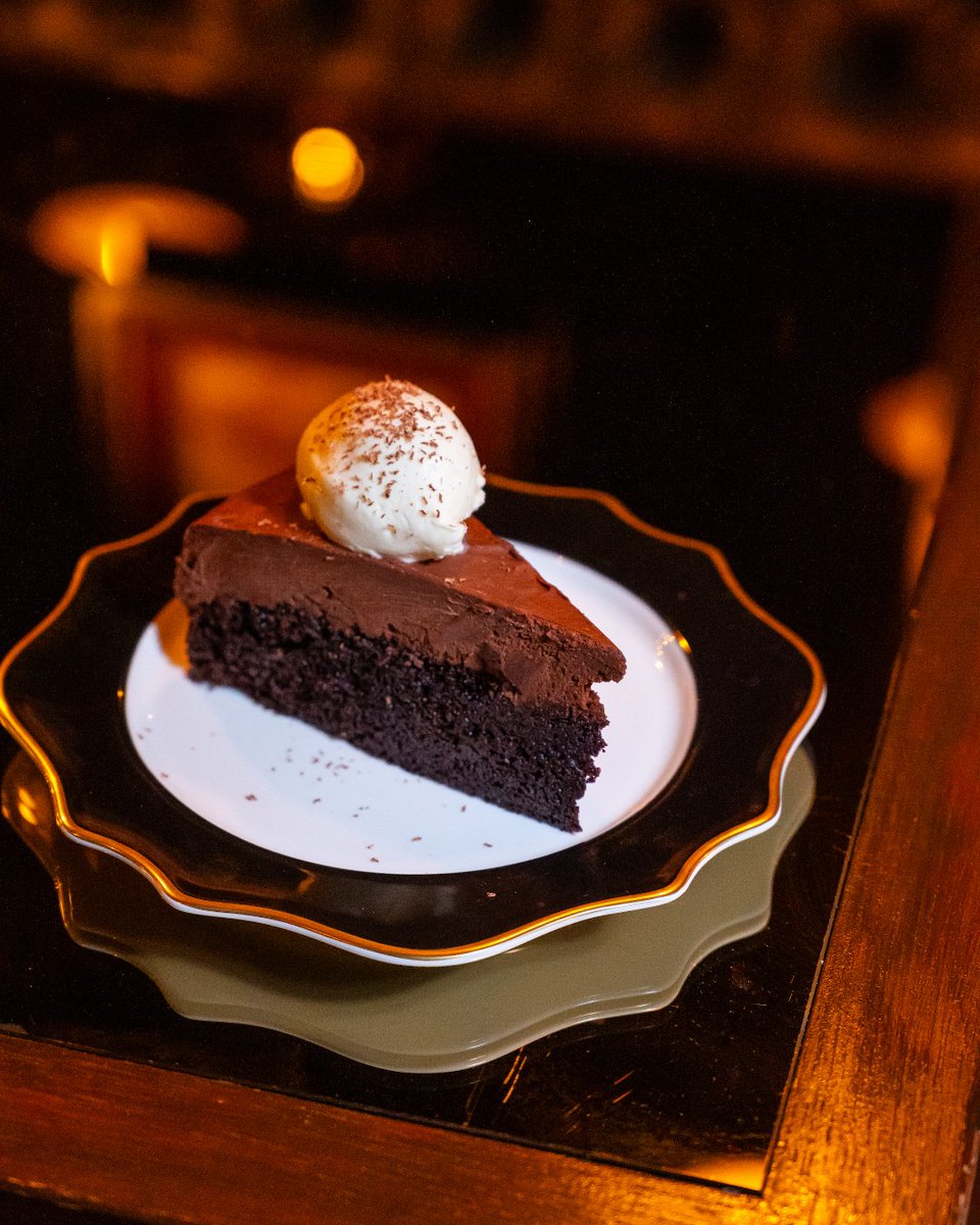 The Esquire Tavern tweet media