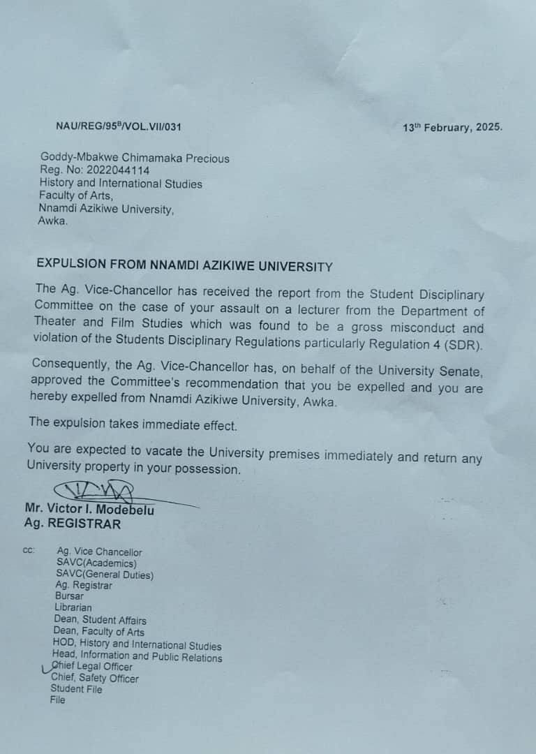 Expelling her without submitting her details to NUC  so that she won't gain admission for 6 years was a wrong approach 😡😡😡😡.

UNIZIK should make sure that she doesn't get admitted in Nigerian Universities.