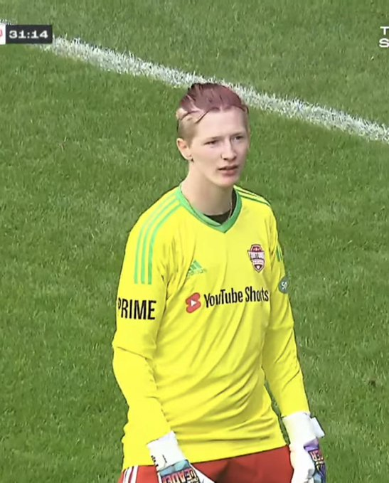 varrious_'s tweet image. this thogden performance