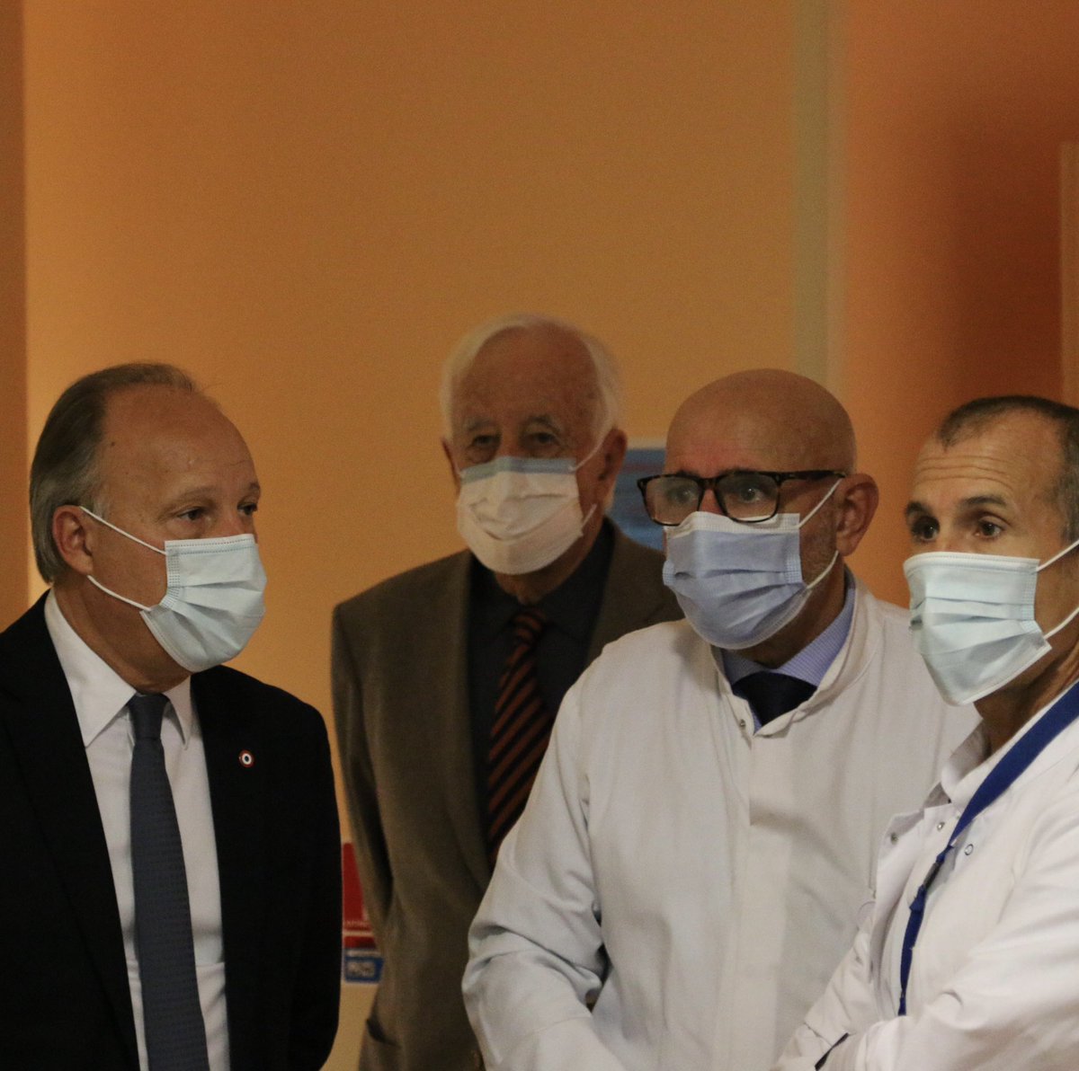 Bernard CHAIX (@bernardchaix) on Twitter photo Deuxième immersion de la journée : au cœur de l’institut universitaire de la face et du cou et du centre Antoine Lacassagne avec le <a href="/PrLCastillo/">Pr. Laurent Castillo</a> et le professeur Emmanuel Barranger, dans ma circonscription.
Heureux et fier de soutenir ces établissements avec <a href="/eciotti/">Eric Ciotti</a> pour Deuxième immersion de la journée : au cœur de l’institut universitaire de la face et du cou et du centre Antoine Lacassagne avec le <a href="/PrLCastillo/">Pr. Laurent Castillo</a> et le professeur Emmanuel Barranger, dans ma circonscription.
Heureux et fier de soutenir ces établissements avec <a href="/eciotti/">Eric Ciotti</a> pour