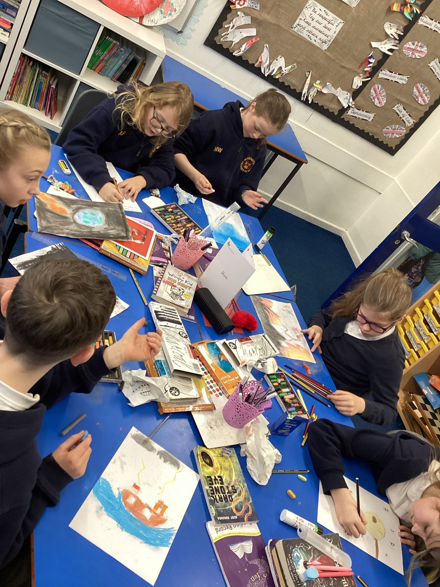 wps_staffs's tweet image. #Werringtonyear6 #Migrationweek Year 6 enjoyed listening to Gustav Holst’s composition ‘Mars’ and creating artwork inspired by the music.