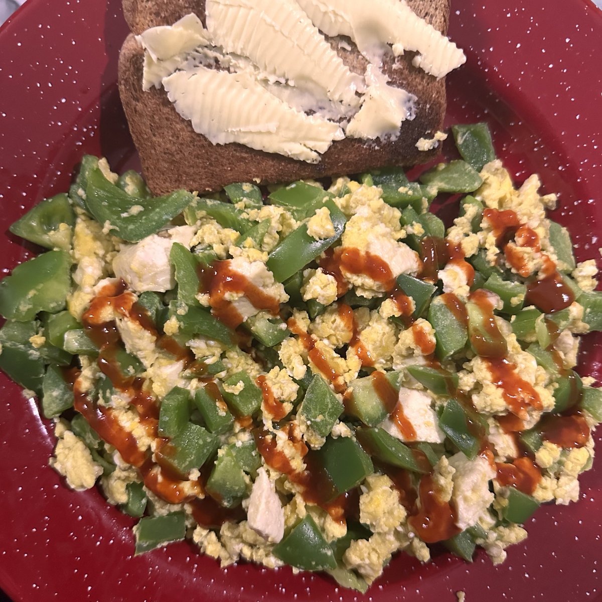 litharecov's tweet photo. i've had the same-coded breakfast for 4 days now it just gets bigger and smaller depending on how i feel #switchinitup https://t.co/YRySJlwFsm