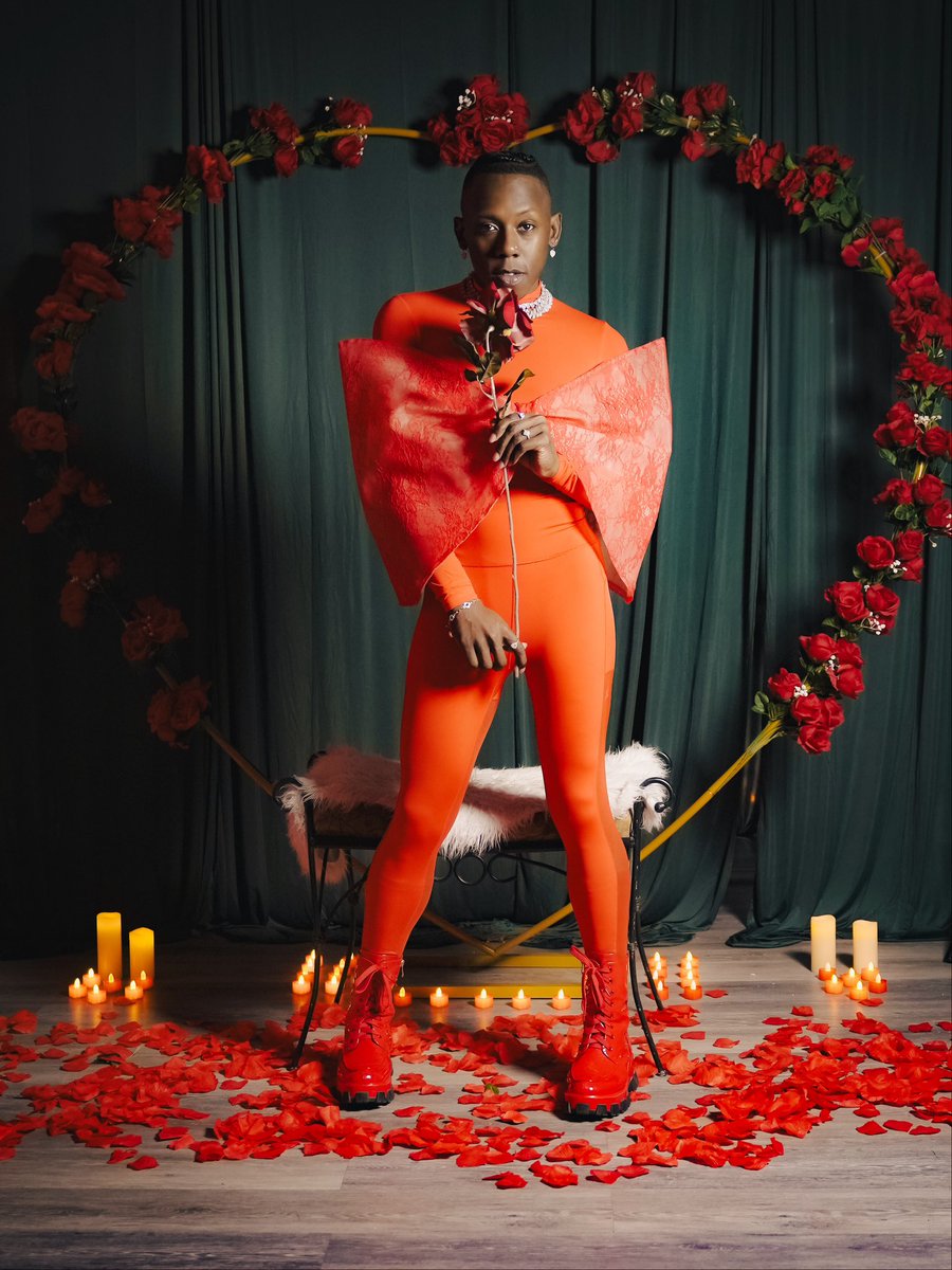 IAmOnyx___'s tweet photo. I need a moment … 🌹 #happyvalentinesday
📸: @jwashproduction
The Heartbeat Session Event
#model #content #fyp #foryourpage #fypシ #explorepage✨ #akira #ivypark #skims #readytolove #jojo #ngl #valentines #red #redbow #bow https://t.co/kWEezQ4ylJ
