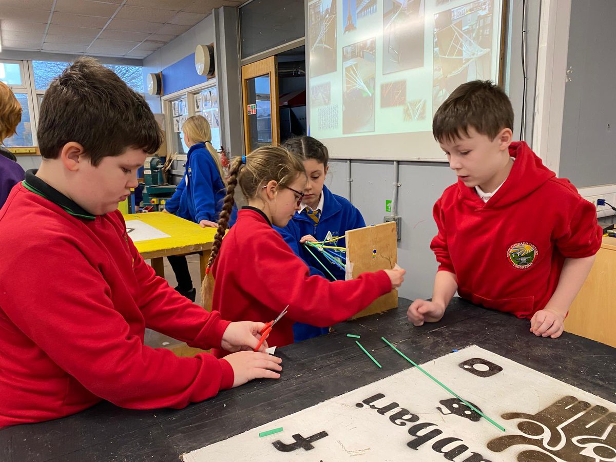 Trosglwyddo Llanhari (@llantrosglwyddo) on Twitter photo Her ‘Y Strwythur Cryfa’ /‘Strongest Structure’ Challenge <a href="/DGwennol/">Dosbarth Gwennol</a> <a href="/DolauSchool/">Ysgol Gynradd Dolau</a> <a href="/YGGGLlantrisant/">YGGG Llantrisant</a> <a href="/YGGTonyrefail/">YGGTonyrefail</a> Her ‘Y Strwythur Cryfa’ /‘Strongest Structure’ Challenge <a href="/DGwennol/">Dosbarth Gwennol</a> <a href="/DolauSchool/">Ysgol Gynradd Dolau</a> <a href="/YGGGLlantrisant/">YGGG Llantrisant</a> <a href="/YGGTonyrefail/">YGGTonyrefail</a>