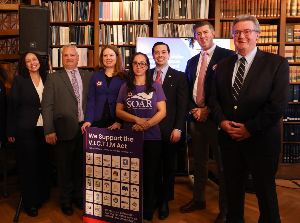 Rhode Island Senate tweet media