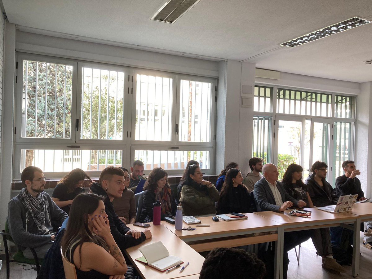 bosco_govantes's tweet image. Muy contento de haber participado junto a @AnaPlanet1 , @aliciaolmog, @AlfonsoCasani y otros en la mesa redonda "Palestina y el norte de África". Gracias a la @REIMrevista, a @MENAECPA  y a @GRESAMGRUPO   por organizarlo y a las coordinadoras por hacerlo posible.