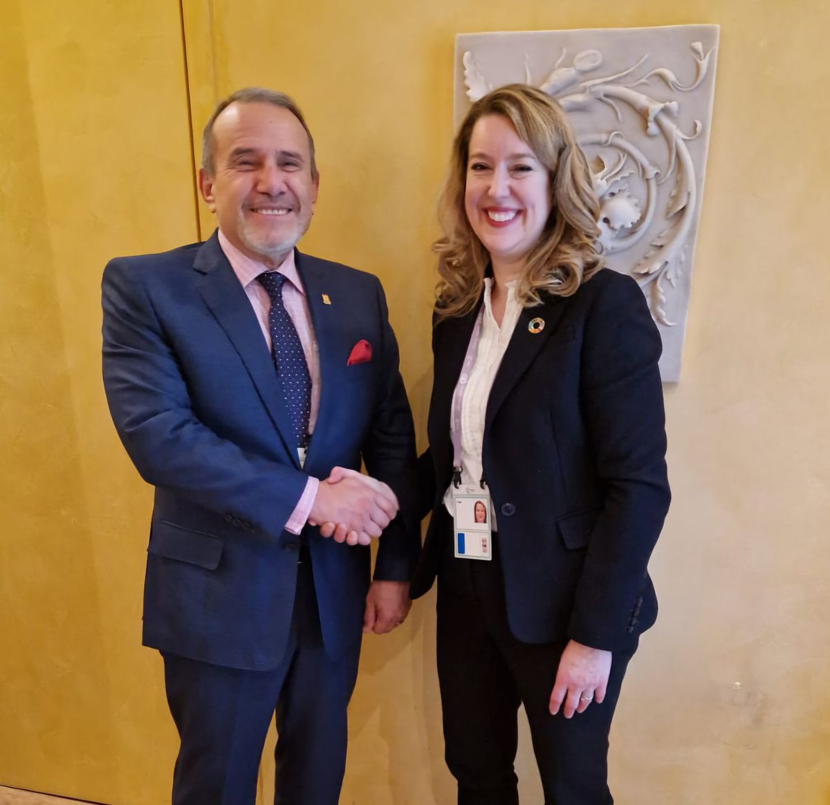 Amy Pope (@iomchief) on Twitter photo Our strong partnership w/ <a href="/CancilleriaPeru/">Cancillería Perú🇵🇪</a> continues. #Peru is a leader in integrating migrants—both returning nationals & Venezuelans.
Great exchange w/ Min. Schialer Salcedo on managing national & regional migration challenges, and seizing opportunities together. #MSC2025 Our strong partnership w/ <a href="/CancilleriaPeru/">Cancillería Perú🇵🇪</a> continues. #Peru is a leader in integrating migrants—both returning nationals & Venezuelans.
Great exchange w/ Min. Schialer Salcedo on managing national & regional migration challenges, and seizing opportunities together. #MSC2025