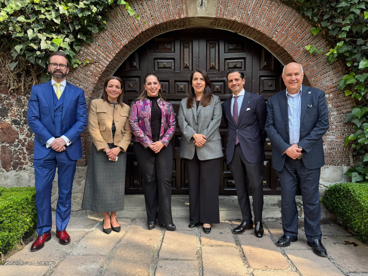 La Facultad de Derecho de la <a href="/UPMexico/">Universidad Panamericana Ciudad de México</a> celebra convenio de colaboración con el  <a href="/Tu_IMSS/">IMSS </a> , en el marco de nuestro programa de prácticas profesionales. Agradecemos a <a href="/NormagabrielaL5/">Norma Gabriela Lopez</a>, Directora Jurídica del IMSS, su visita. Sin duda será el inicio de una gran sinergia.