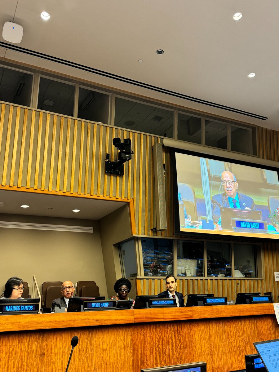UN DESA <a href="/NavidHanif_UN/">Navid Hanif</a> gave important remarks affirming the that Civil Society's role as the "moral compass or gps for Member States". Mr. Hanif pointed out that "inequality is the disease and poverty is the symptom" and stressed the need for human centric economics. #CSocD63
