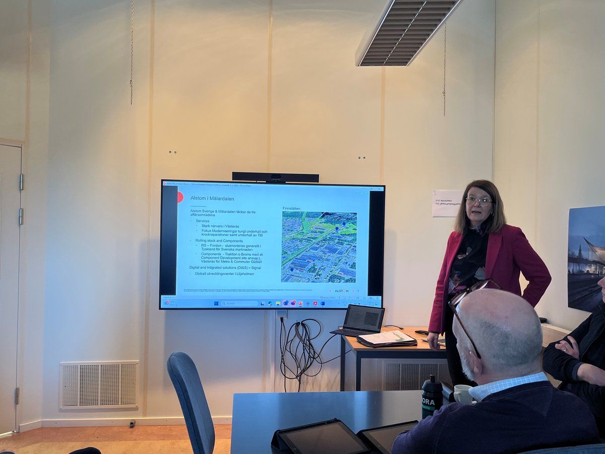 Mälardalsrådet (@malardalsradet) on Twitter photo Mycket intressant att se och diskutera under studiebesök och möte i <a href="/vasterasstad/">Västerås stad</a>, <a href="/RegionVstm/">Region Västmanland</a>⚡
➡️#Mälarporten
➡️#Mälarbanan
➡️<a href="/Alstom/">Alstom</a> om järnvägen som en del av samhällsstrategin
➡️Regeringsuppdrag och remisser
➡️#Mälartinget i Örebro 8-9 maj: malardalsradet.se/malartinget
M.m. Mycket intressant att se och diskutera under studiebesök och möte i <a href="/vasterasstad/">Västerås stad</a>, <a href="/RegionVstm/">Region Västmanland</a>⚡
➡️#Mälarporten
➡️#Mälarbanan
➡️<a href="/Alstom/">Alstom</a> om järnvägen som en del av samhällsstrategin
➡️Regeringsuppdrag och remisser
➡️#Mälartinget i Örebro 8-9 maj: malardalsradet.se/malartinget
M.m.