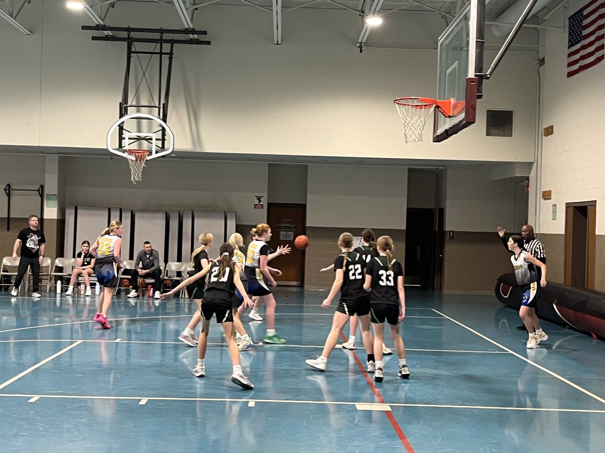 WahoopsBball's tweet image. Our 6th grade blue girls wrapped up their season in Arlington bringing home the 🥈in the 7th grade division! What a great season for these players and coaches! 👏👏👏
#wahoops #youthbasketball