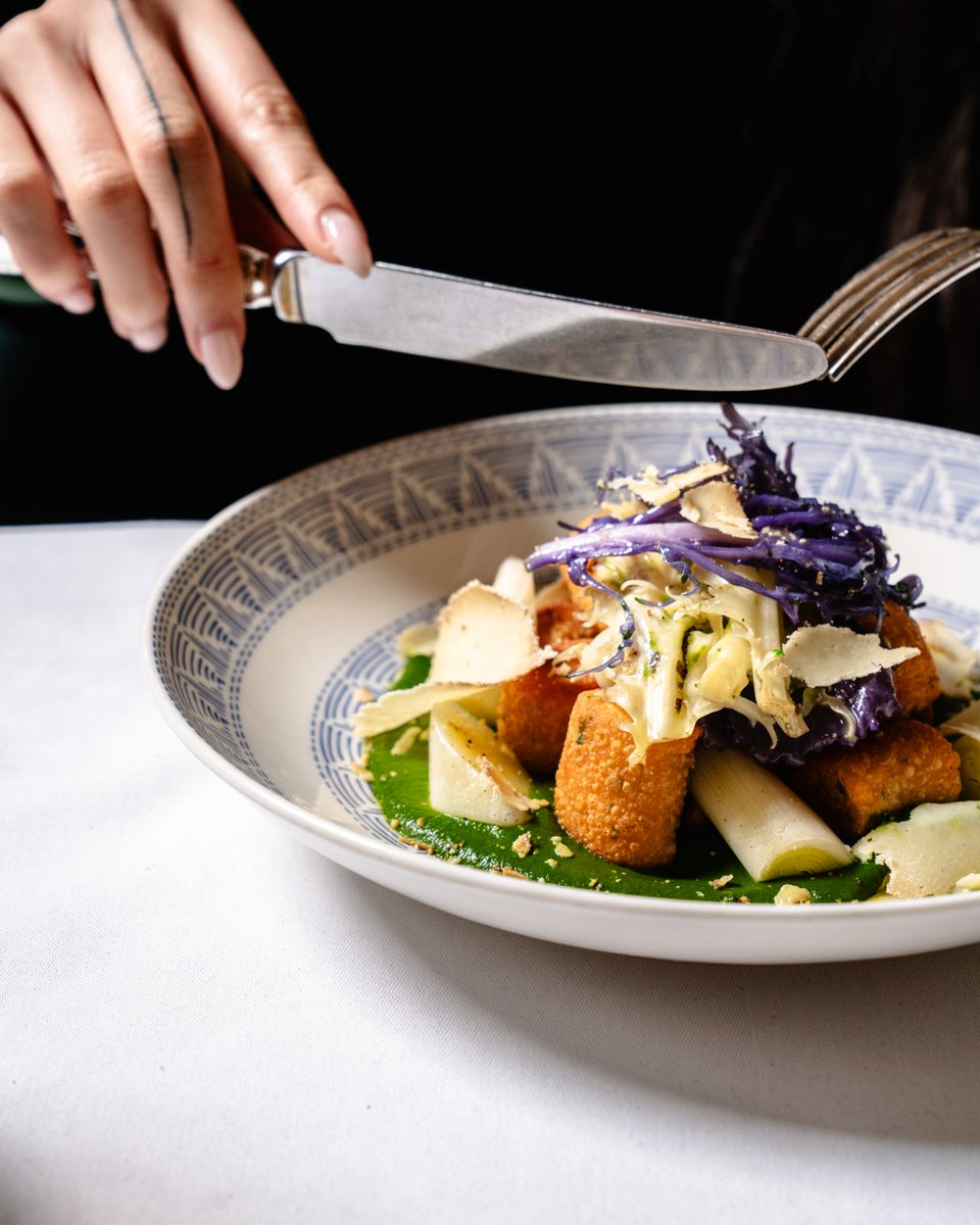Gnocchi Parisienne with Roast Leek, Winter Kale and Belper Knolle.
A fresh Vegetarian surprise on our du Jour menu.

Treat yourself to two courses for £34 or three for £38 during lunch, and savour the evening with two courses for £44 or three for £48 during dinner.