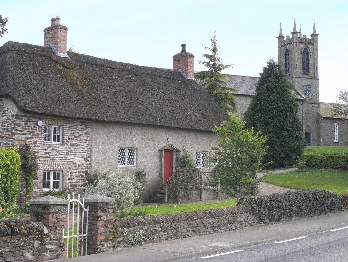 651 #BuiltHeritage projects, incl. 61 thatched #vernacular houses, to benefit from €8.1m in funding under the Built Heritage Investment Scheme 2025: tinyurl.com/2s45jmkt