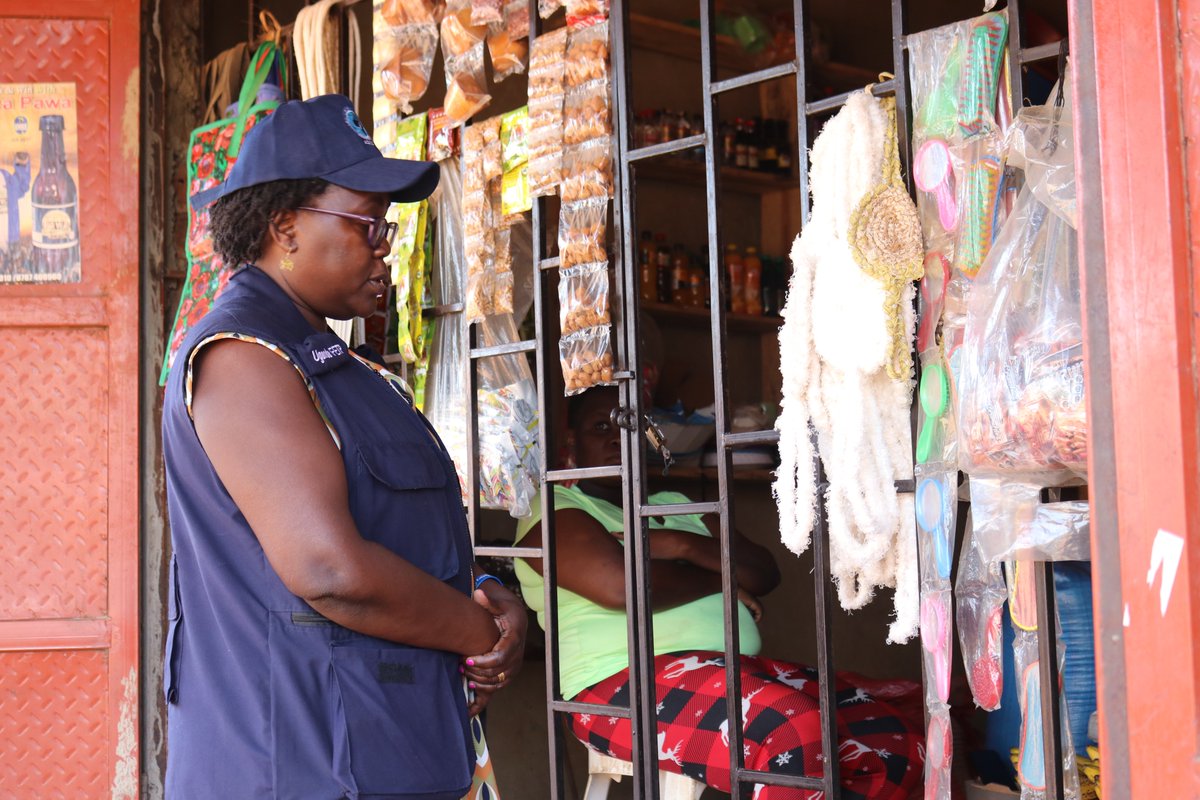 AFENETAfrica's tweet image. 🔍 "We are taking a comprehensive approach—visiting health facilities, reviewing patient records, and ensuring no cases are missed. More teams on the ground would strengthen Uganda’s response." — Dr. Olivia Namusisi, Epidemiologist, @AFENET #Ebola #CaseFinding