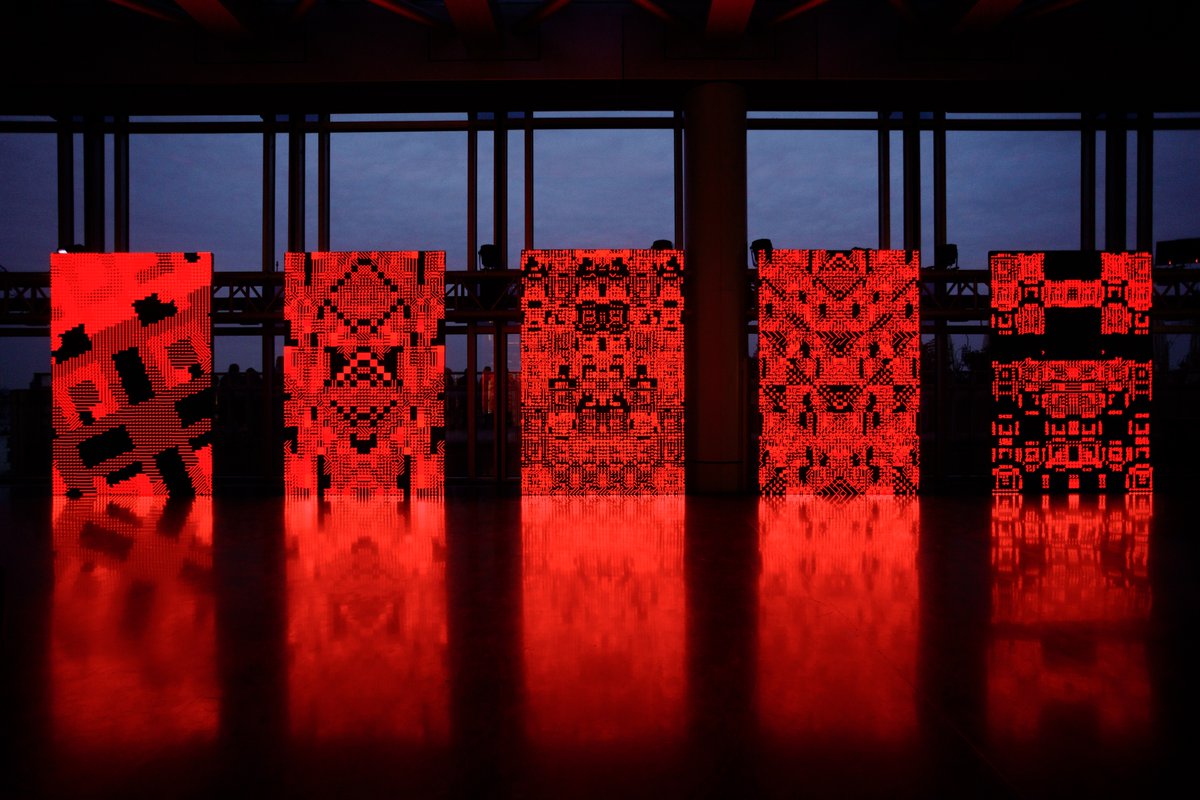 arabbankCH's tweet photo. 🌆On Wednesday, we hosted a special event around “Lattice” by the incredibly talented @andreasgysin at @imarabe, on the margin of #NFTParis. The artwork &amp; its display, imagined by Gysin for the space, were inspired by the mashrabiya-like mechanical apertures of the Institute. https://t.co/deT1wiITaL