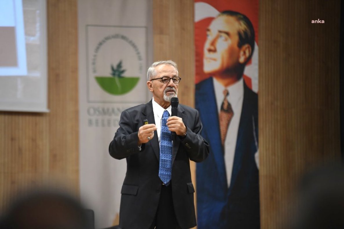 Prof. Dr. Naci Görür:

"Olası bir Marmara depreminde, Marmara Bölgesi’nin ekonomisi çöker. 

Marmara Bölgesi'nin ekonomisi çöker ise Türkiye diz çöker. Siyasi ve ekonomik bağımsızlığımızı kaybederiz."