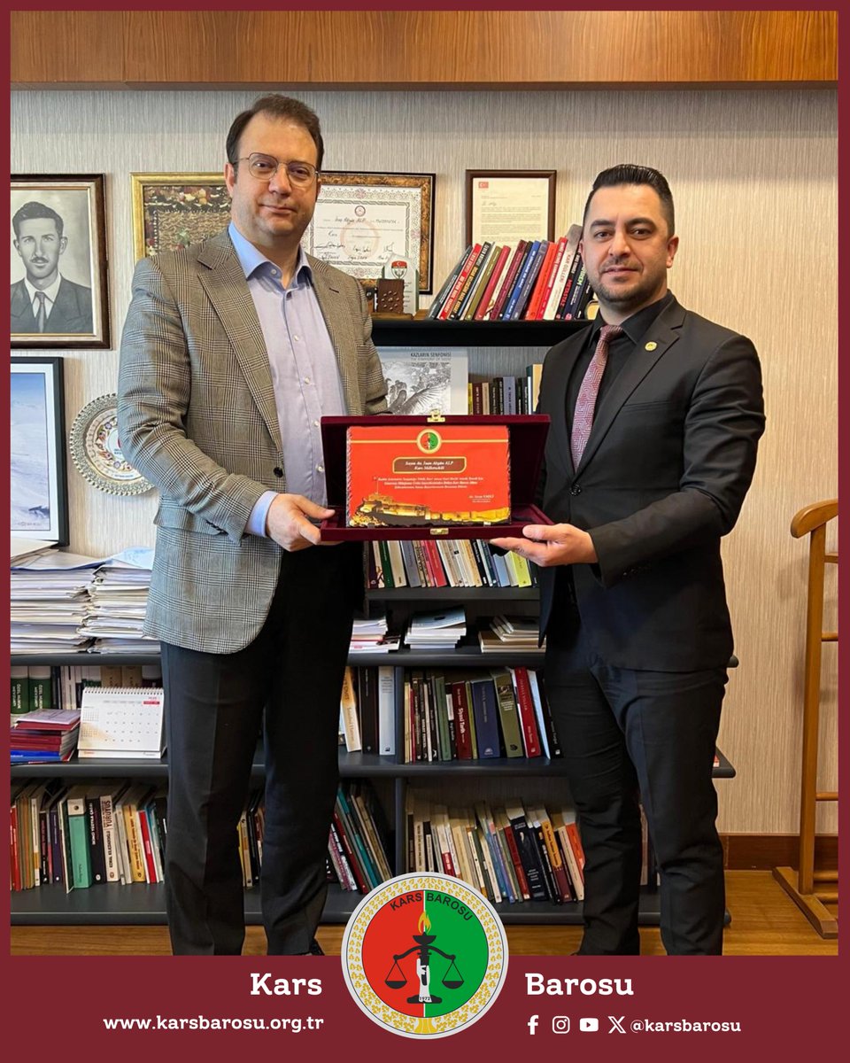 📍Kars Barosu'ndan Milletvekili Sayın İnan Akgün ALP'e (<a href="/inanakgunalp/">İnan Akgün Alp</a>) Ziyaret

Kars Milletvekilimiz Sayın İnan Akgün ALP beyefendiyi Gazi Meclisimiz'de ziyarette bulunduk, konuk severliğine müteşekkiriz.
_________
<a href="/KarsBarosu/">Kars Barosu</a> <a href="/inanakgunalp/">İnan Akgün Alp</a>  <a href="/NecatYagci/">Av.Necat YAĞCI</a>