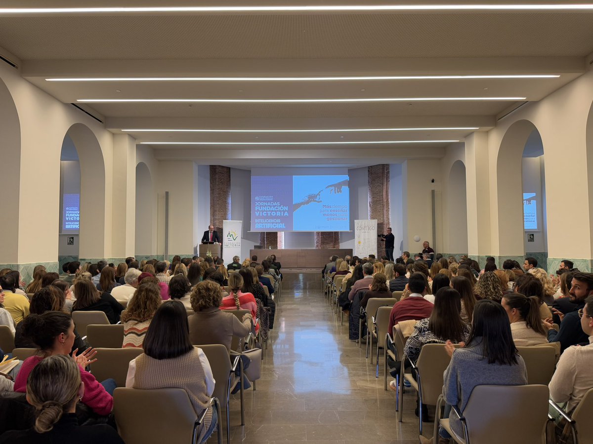 Comienzan las Jornadas Fundación Victoria “Más tiempo para enseñar, menos para gestionar” en Casa Diocesana Málaga.

#ColegiosDiocesanos #JFV25