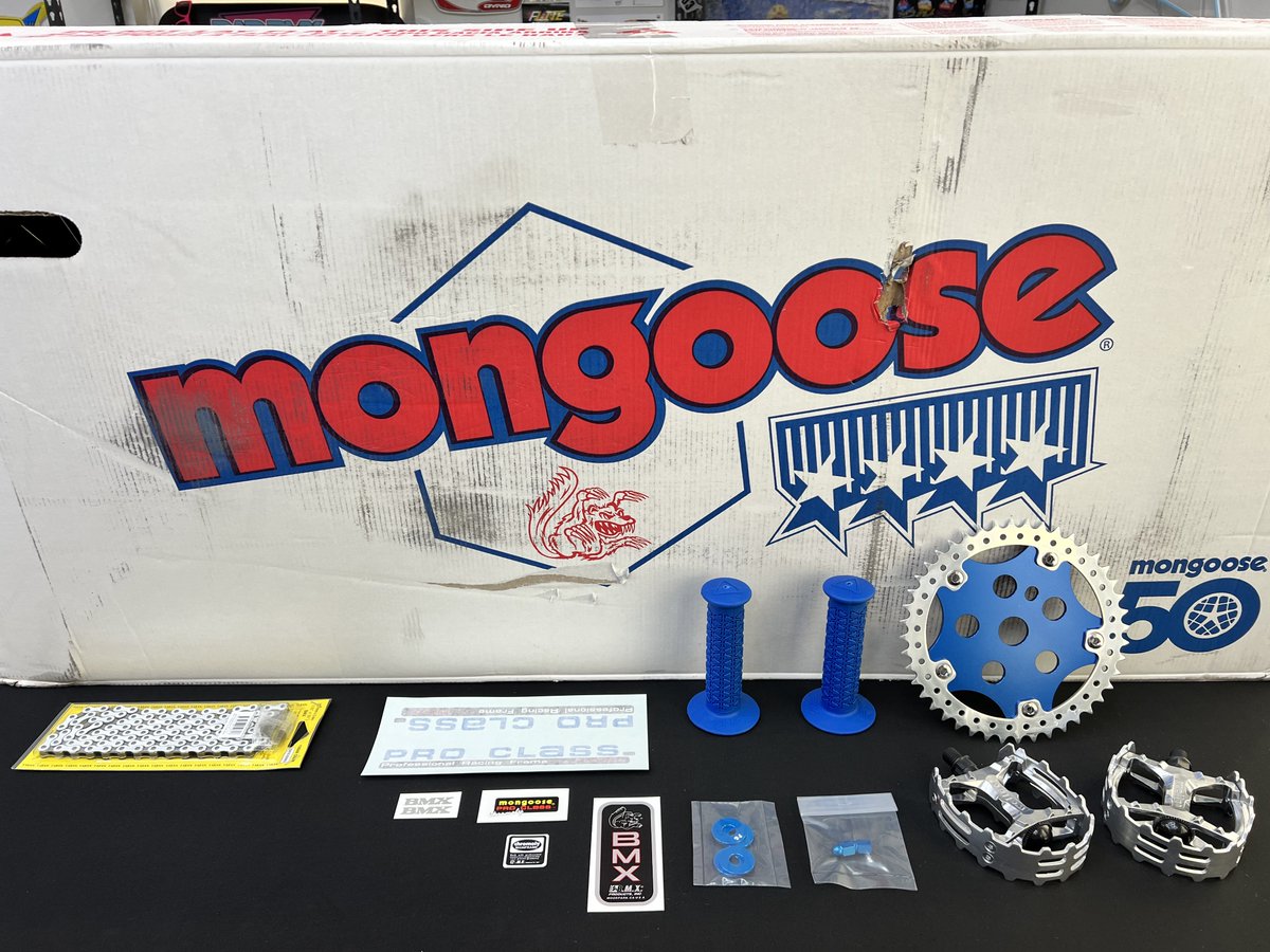 Mongoose's tweet photo. Sean Nichols of Rad BMX Builds likes to say that he’s “constantly building memories.” Sean turned one of our 1984 Supergoose re-pops into an incredible-looking Mongoose Pro Class! We reached out to Sean to talk more about his love of BMX. #BikeBuilds #BMX
https://t.co/cp0TT6wmCg https://t.co/iYW8e9A8rn