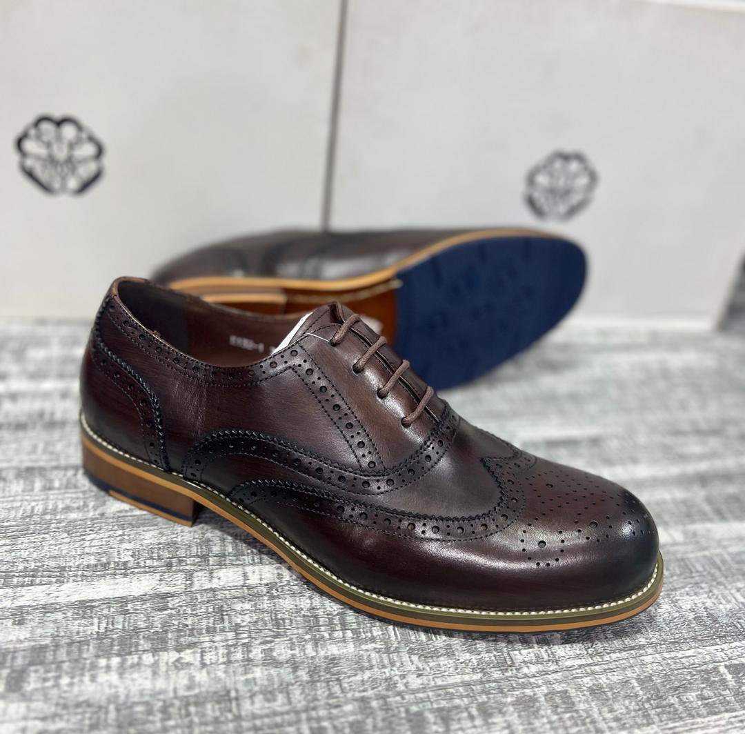 Naberzshoes's tweet photo. Gentle shoes
Size :38  to 46
WhatsApp on +256 751902113 for deliveries.
Price :165000ugx
#Naberzshoes https://t.co/gyboG28OJZ