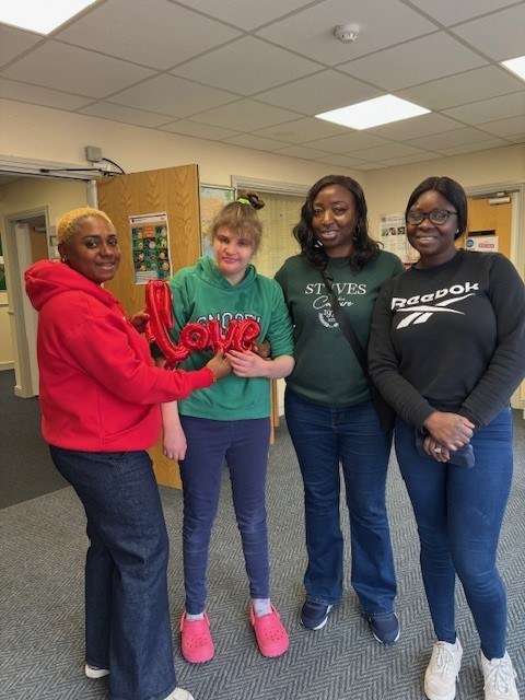 GlenholmeGroup's tweet photo. Love is in the air at Haddon House! Residents have been making cards, painting hearts and baking jam tarts for Valentine's Day 🥰💖

#GlenholmeHealthcare #HaddonHouse #SpecialistCare #CareerInCare #ValentinesDay #GettingCreative https://t.co/WpgCnCg7gS