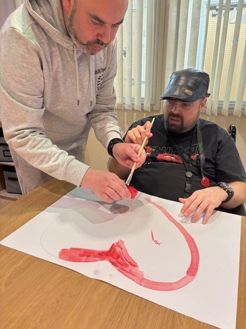 GlenholmeGroup's tweet photo. Love is in the air at Haddon House! Residents have been making cards, painting hearts and baking jam tarts for Valentine's Day 🥰💖

#GlenholmeHealthcare #HaddonHouse #SpecialistCare #CareerInCare #ValentinesDay #GettingCreative https://t.co/WpgCnCg7gS
