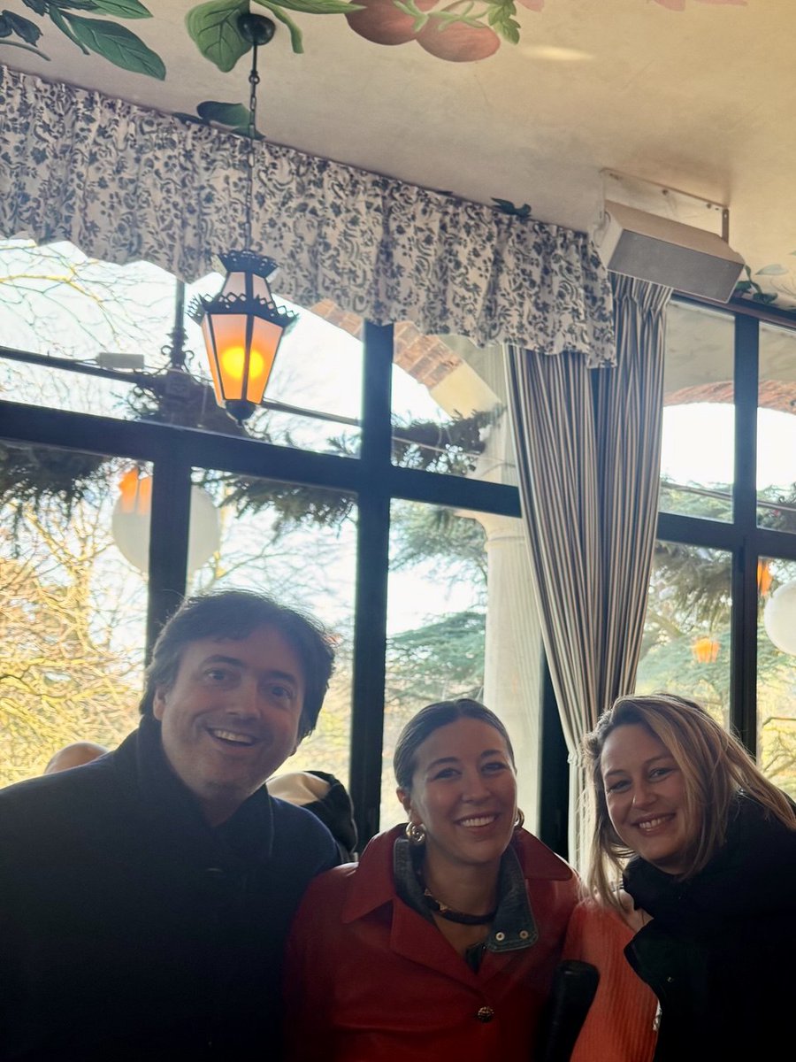 100collectors's tweet image. 💕💕💕

#NFTParis #nftparis2025 @cryptopunksnfts