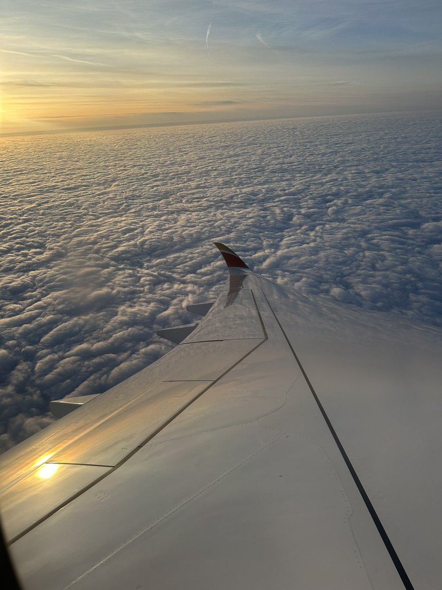 Lovely approach into #Heathrow on #Iberia