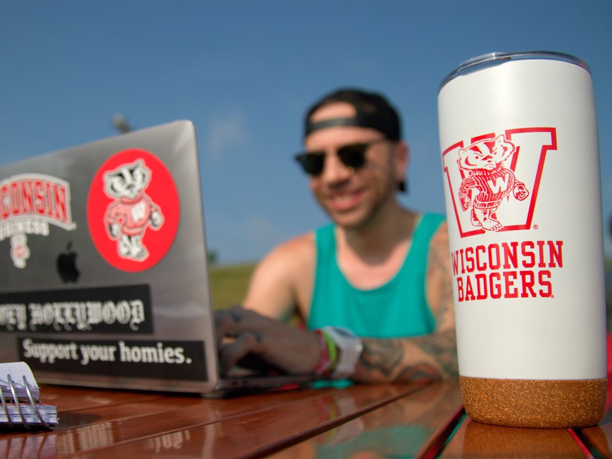 Happy Valentine’s Day to all our online Badgers! Treat yourself to some Bucky swag (if you haven’t already) ❤️🦡