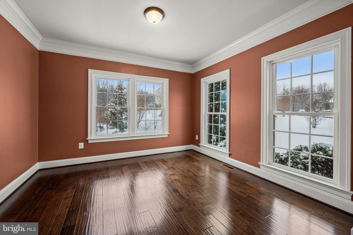 hammersmithteam's tweet image. 2415 Pebblebrook Court, Davidsonville, MD, 21035
5 bed | 5 bath 5538 Sq. Ft.
Active | 1499000
bit.ly/40Ym6HC
Fantastic Colonial in The Summit at Copper Ridge community. Upgrades from top to bottom in include a 3rd level above grade, finished basement, spacious deck, 3...