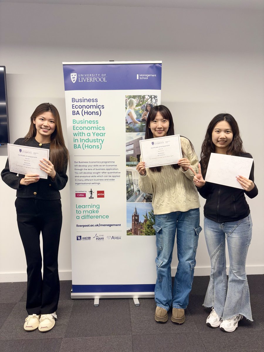 This week we celebrated the achievements of our undergraduate students who achieved an average mark of 70% or higher in the 2023-24 academic year 🎉👏

Congratulations and keep up the good work!

Read more ⬇️

liverpool.ac.uk/management/new…