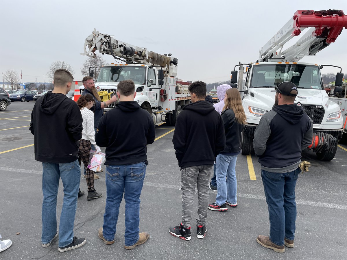 AEPOhio's tweet photo. AEP Ohio employees from the Coshocton garage visited the @ccCareerCntr to share insights ahead of the Utility Lineworker program launching this fall. Thanks to our team for supporting the lineworkers of tomorrow!  #LineworkerPride #FutureOfEnergy https://t.co/bn3862RR9z
