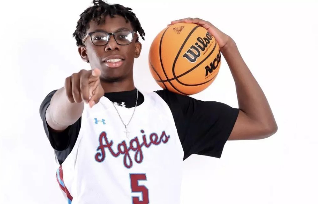 New Mexico State Men’s Basketball News (@nmstatembbnews) on Twitter photo Former Aggie Keylon Dorsey recently committed to Western New Mexico as he’ll look to make an impact and earn valuable minutes. Congratulations Keylon‼️
(Photo courtesy <a href="/NMStateAggies/">NM State Aggies</a>)
#AggieUp | #TeamFamilyBelieve | <a href="/nmsu/">New Mexico State</a> | <a href="/NMStateMBB/">NM State MBB</a> Former Aggie Keylon Dorsey recently committed to Western New Mexico as he’ll look to make an impact and earn valuable minutes. Congratulations Keylon‼️
(Photo courtesy <a href="/NMStateAggies/">NM State Aggies</a>)
#AggieUp | #TeamFamilyBelieve | <a href="/nmsu/">New Mexico State</a> | <a href="/NMStateMBB/">NM State MBB</a>