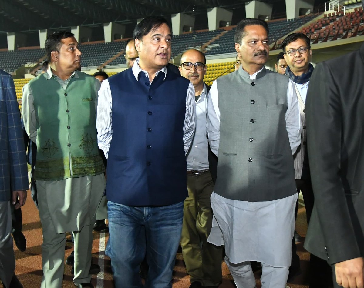 TheAshokSinghal's tweet image. Just 10 days to go for the grand #JhumoirBinandini !

Joined Hon’ble CM Shri @himantabiswa and my Cabinet Subcommittee colleagues at Sarusajai Stadium to oversee the final preparations for this historic cultural extravaganza.

The countdown begins!

@CMOfficeAssam