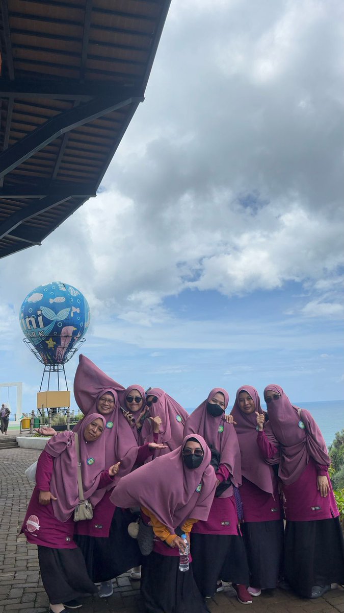 WaatsnN's tweet photo. Wisata ceria di drini park https://t.co/mibOJkP1fE