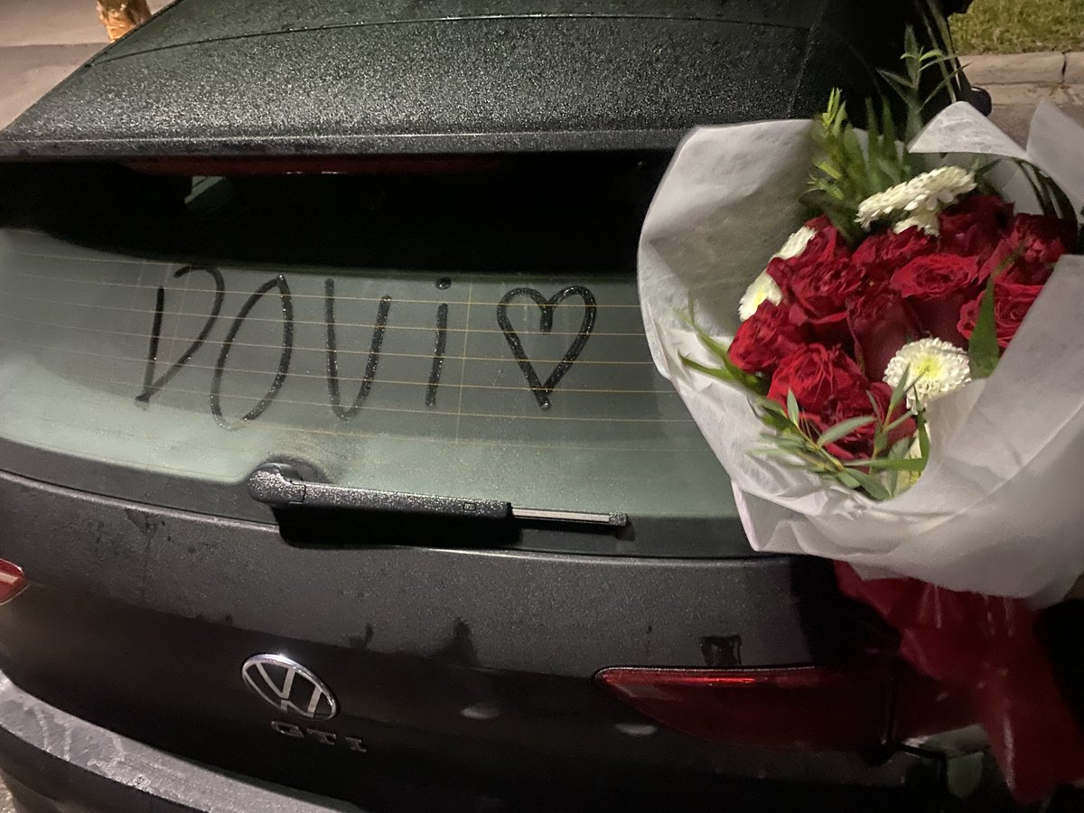 Jon5athan's tweet image. Feb 14th the day of spreading love to the world, so here is mine ❤️ @babydovi_