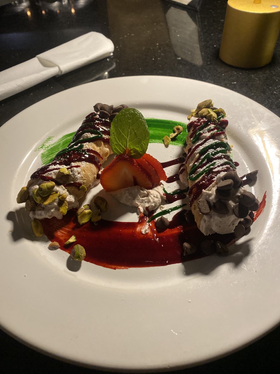 Jon5athan's tweet image. Feb 14th the day of spreading love to the world, so here is mine ❤️ @babydovi_